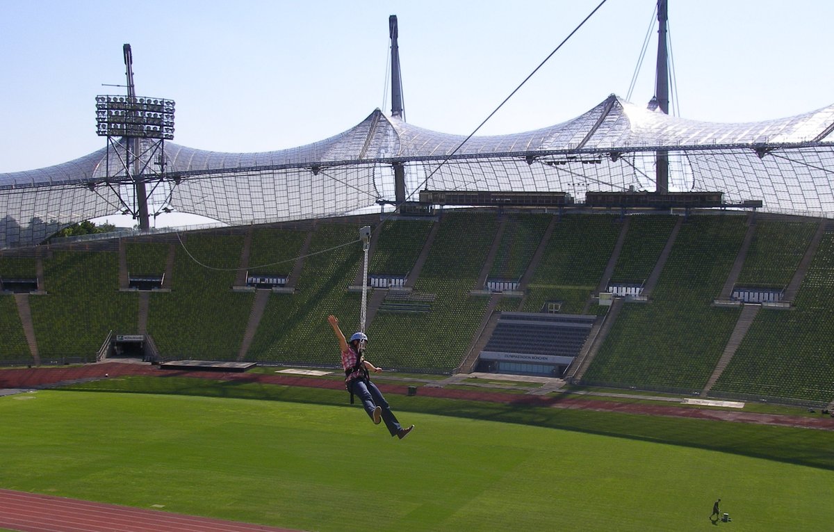 zipline-flyingfox-olympiastadion-munchen-1500x956-web-bild1.jpg