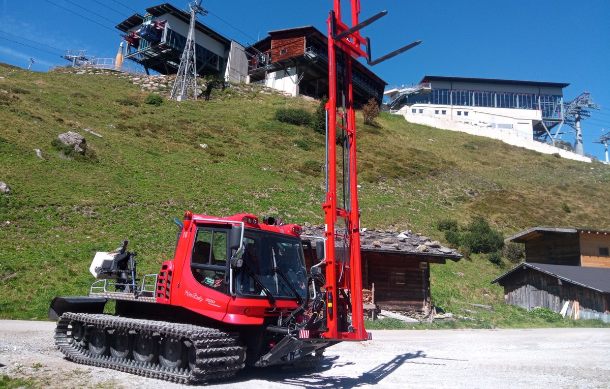 hubmast-pistengerat-zillertal2.jpg