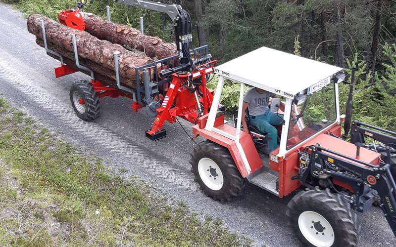 timber trailer by HZI