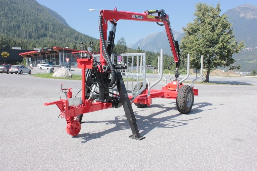Rückewagen 5 Tonnen mit Forst-Teleskopkran 6m - 3.jpg