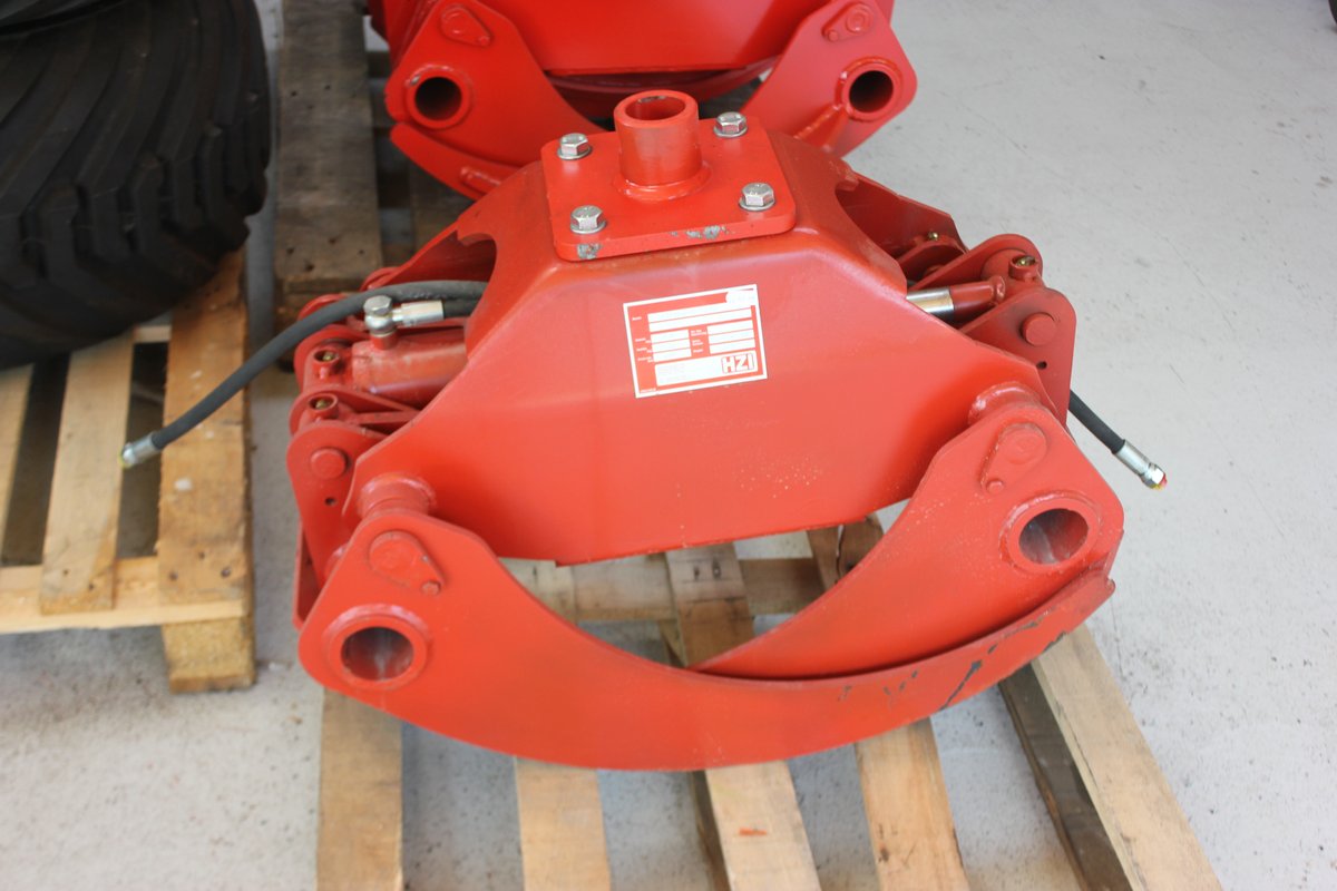 Log splitter HL 730