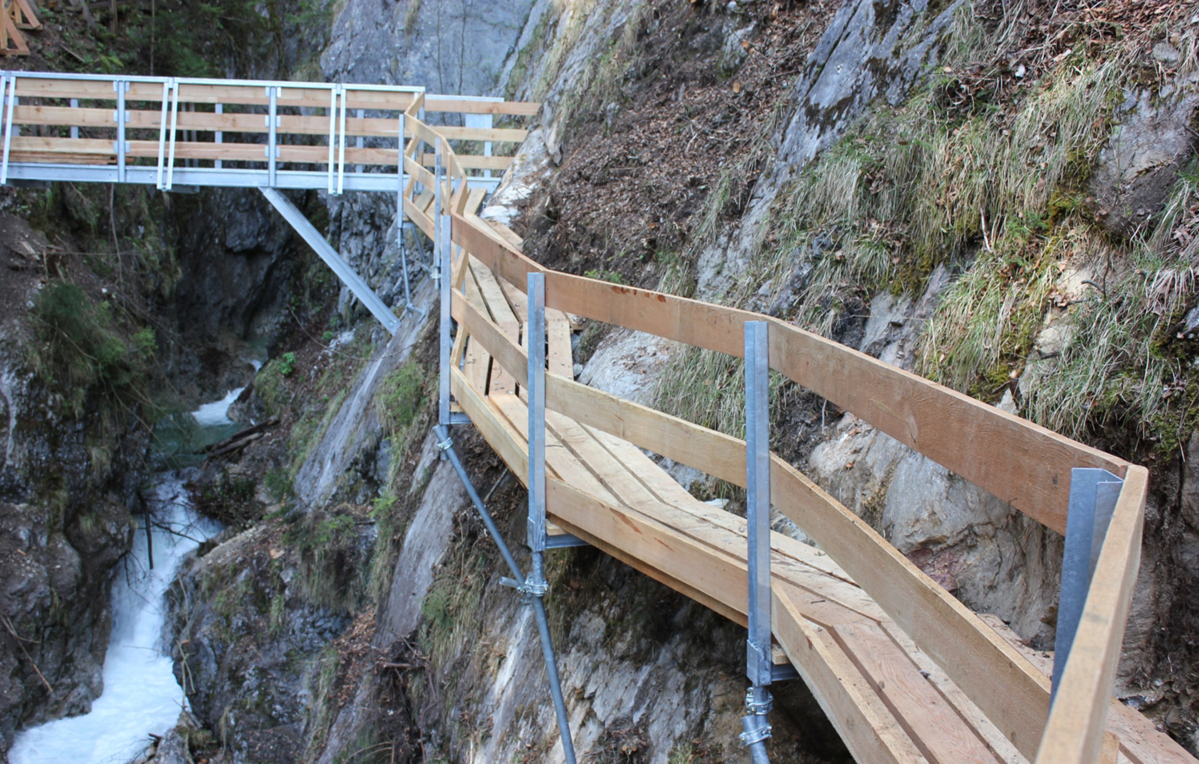 Brücken, Stege, Stiegen Hydraulik Zentrum Industriebedarf, Arzl im